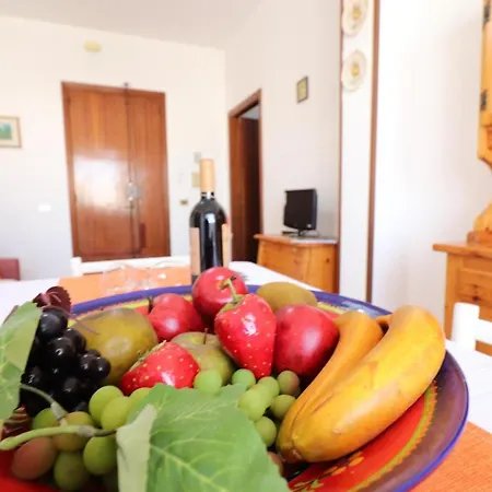 Casa Vacanze Rita 2 A 5 Posti Appartement *